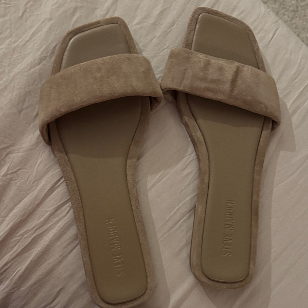 Steve Madden Beige Slide Sandals